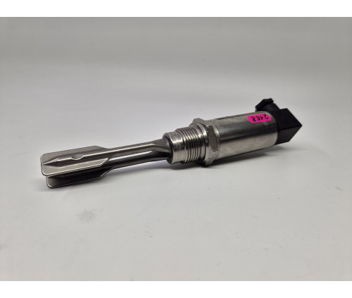 Вібраційний датчик граничного рівня Endress+Hauser Liquiphant T FTL260-0020, б/в